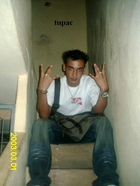 oui c moi  zakaria