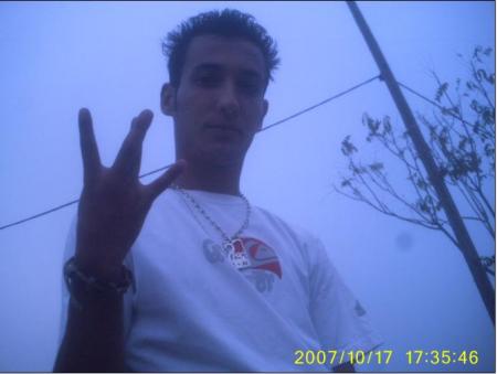 dima m3a mhom